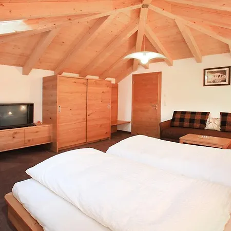 Tarlack Huetten 34 *