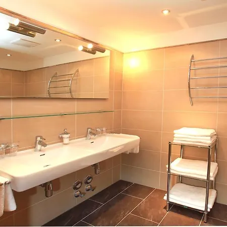 Tarlack Huetten 34 * Leogang