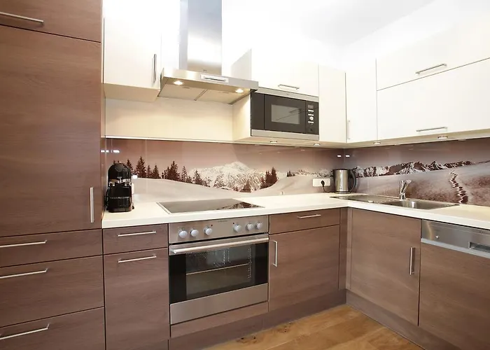 Tarlack Huetten 34 * 레오강